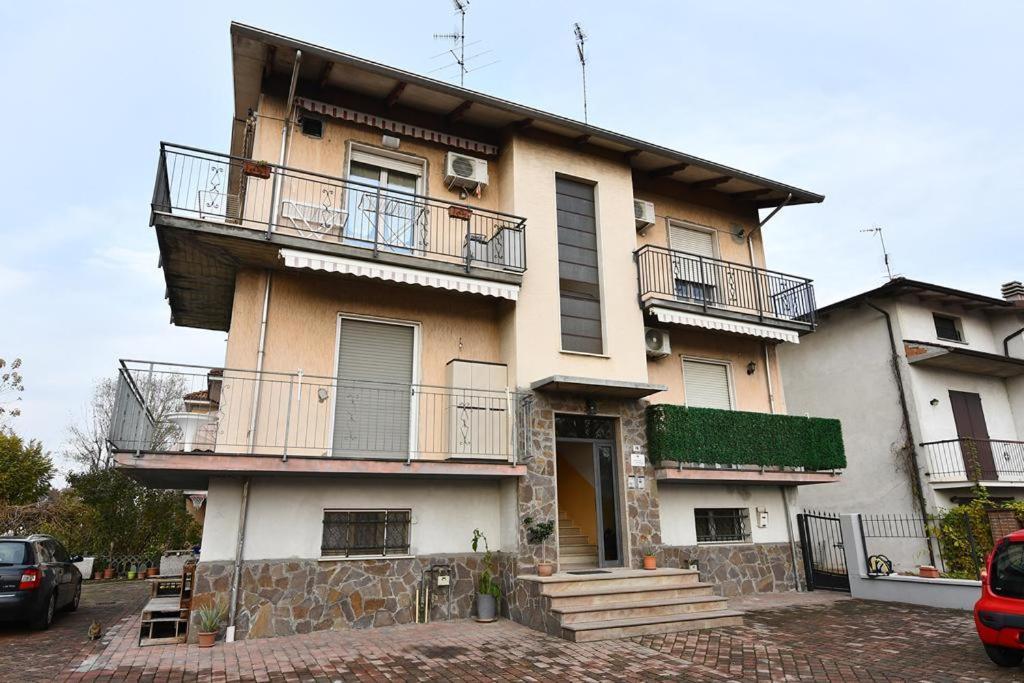 Villa Affitti turistici: OASI FELICE Torrile Esterno foto